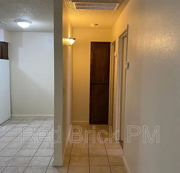 2307 N St — Photo 5