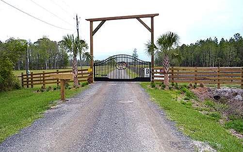 1st image of 7290 Hacienda Trl