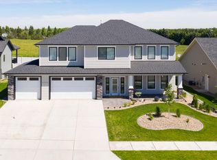 4592 14th St W, Dickinson, ND 58601