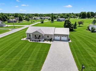 119 Hogan Dr, Lake Waynoka, OH 45171