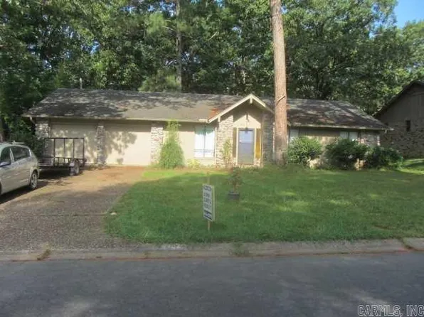 2700 Charter Oak Dr, Little Rock, AR 72227