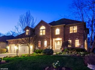8720 Shade Tree Cir, Crystal Lake, IL 60014