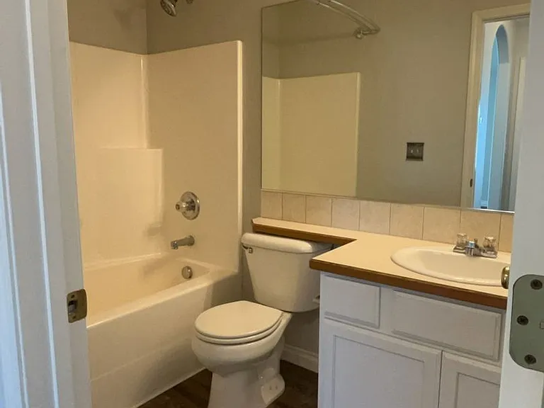 1537 Foxglove Ave — Photo 14