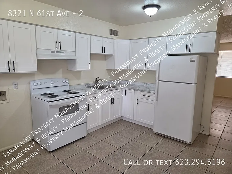 8321 N 61st Ave #2 — Photo 4