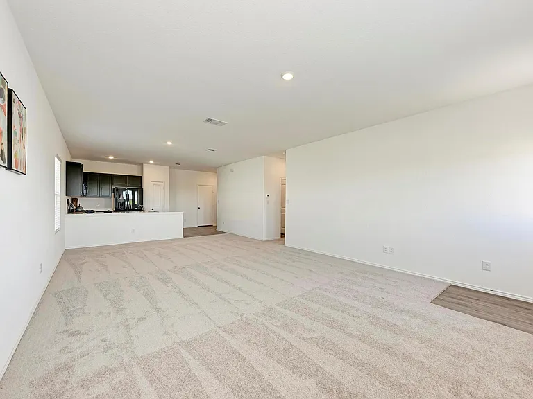 611 Halfmoon Dr — Photo 12
