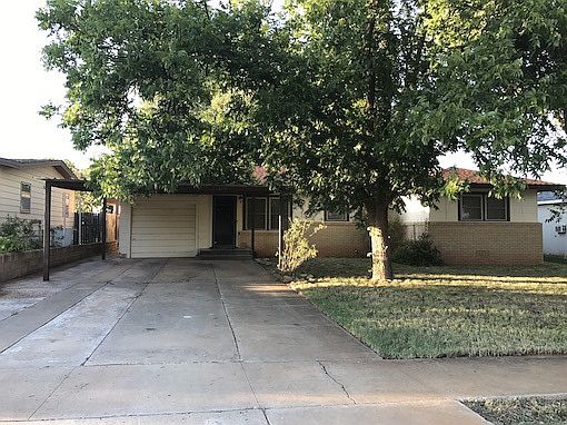 1st image of 604 NW Avenue I