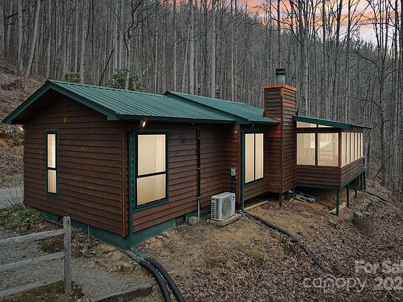 2nd image of 354 Roaring Creek Ln