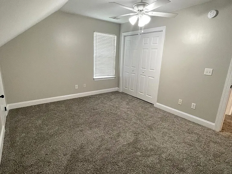 383 Springview Ln — Photo 25
