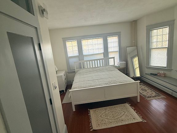 5th image of 53 Royal St #0