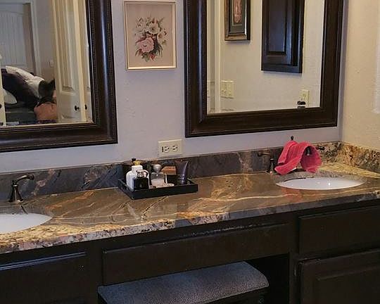 Master Vanity