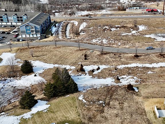 3rd image of 3195 Old Stone Way NE