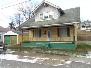 84 W High St, Cameron, WV 26033