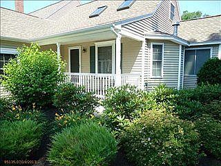 4th image of 51 Shiretowne Common Dr #17