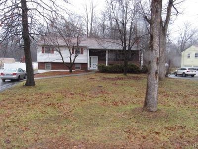 41 Hillis Ter, Poughkeepsie, NY, 12603