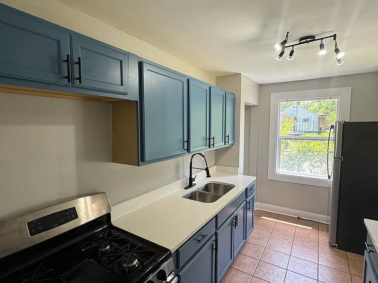 1105 Oklahoma St — Photo 12