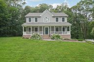 Barney St-S2606-001.jpg