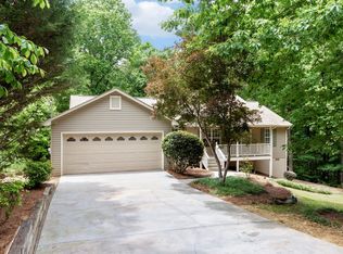 9040 Ponderosa Trl, Gainesville, GA 30506