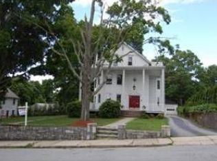 98 Old Main St #U-2, Manville, RI 02838