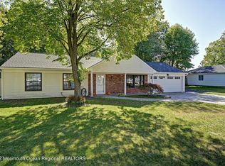 521 San Juan Dr, Toms River, NJ 08753