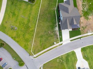 476 Summerhouse Dr, Holly Ridge, NC 28445