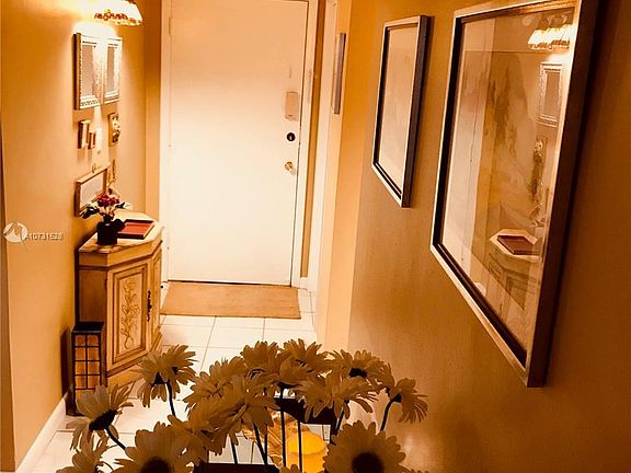 3rd image of 1395 NE 167th St APT 302