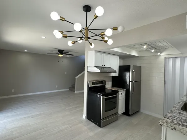 2256 W WAGON WHEEL Drive, Phoenix, AZ 85021