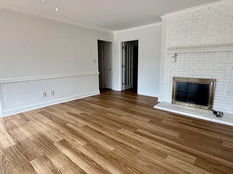 2112 Leon Dr — Photo 12