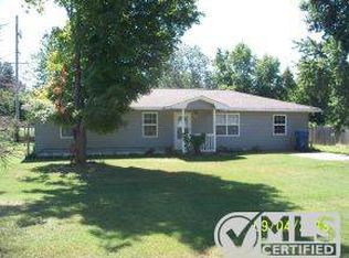 1514 Maple Ln, Seneca, MO 64865