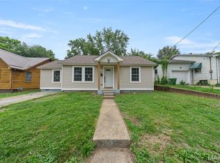607 E 11th St, Rolla, MO 65401