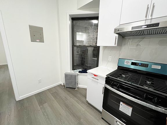 5th image of 17 Monroe St #3