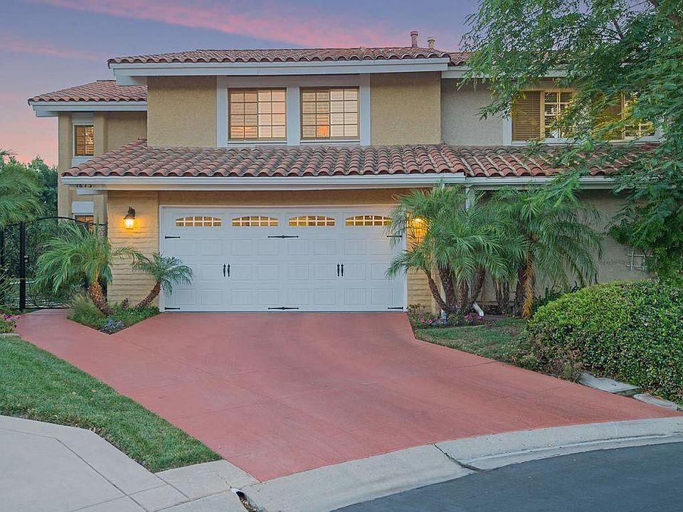 1st image of 1673 Plum Hollow Cir