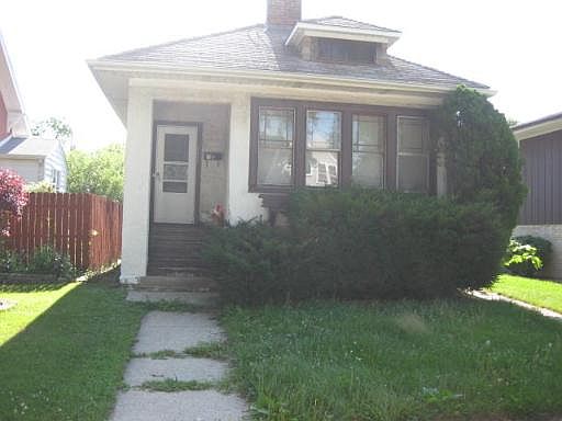 1st image of 4307 S Blanchan Ave