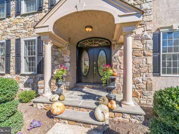 10 Erwinna Valley, Erwinna, PA 18920