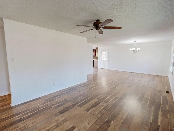 4th image of 6740 Guess Rd