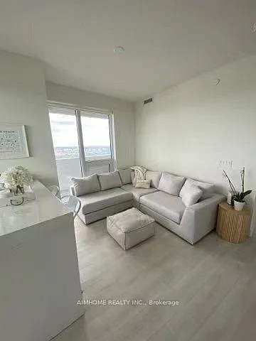 2221 Yonge St #5202 — Photo 11