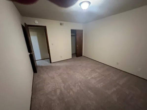 40 Locust Ave Unit B, Hollister, CA 95023