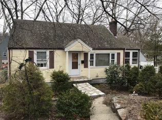 69 Ames St, Quincy, MA 02169