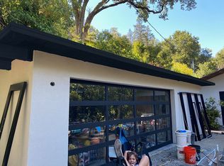 26 White Oak Dr, Orinda, CA 94563