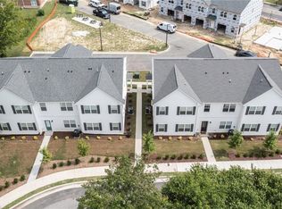 1021 White Marsh Rd, Suffolk, VA 23434