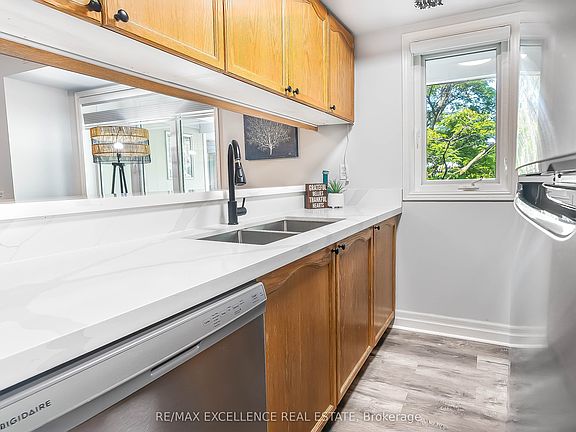 3rd image of 101 Bristol Rd E #230