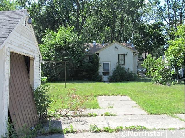 2nd image of 7221 2nd Ave S
