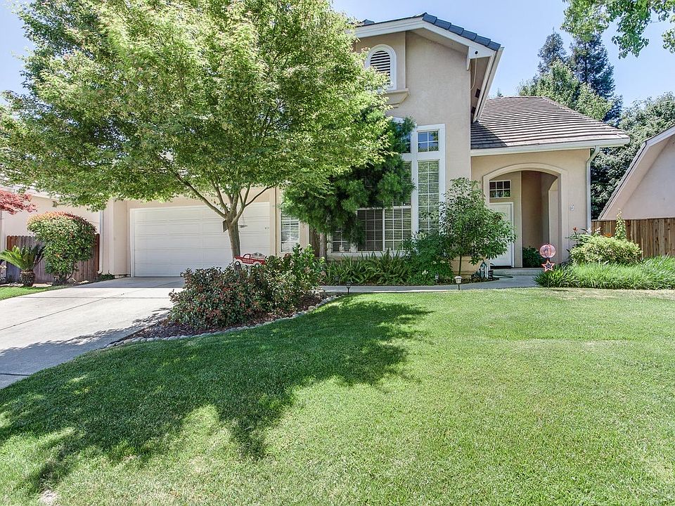1st image of 1257 E Le Parc Dr