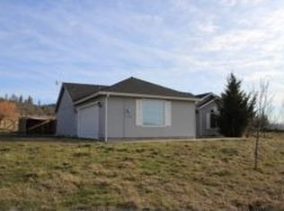 1350 Hammel Rd, Eagle Pt, OR 97524