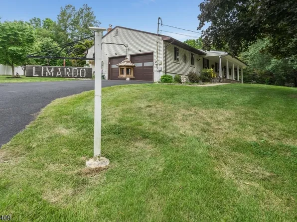 364 Bloomsbury Road, Franklin Twp., NJ 08804