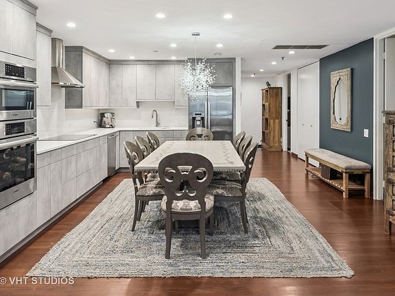 5th image of 680 N Lake Shore Dr APT 408