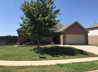 14021 Bronc Pen Ln, Haslet, TX 76052