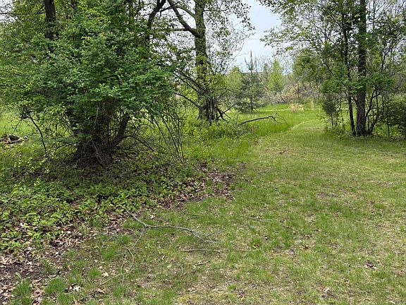 3rd image of W Territorial Rd