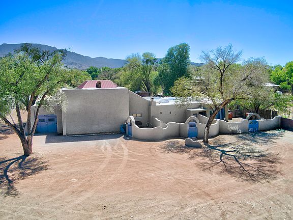 2nd image of 250 Moongate Rd