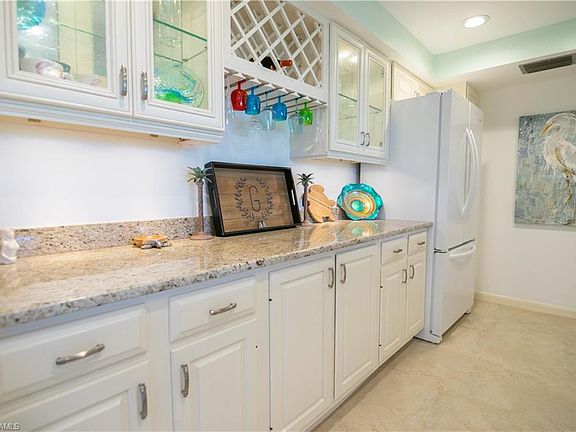 2nd image of 17 Bluebill Ave APT 502