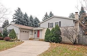 2nd image of 2121 N Verde Dr